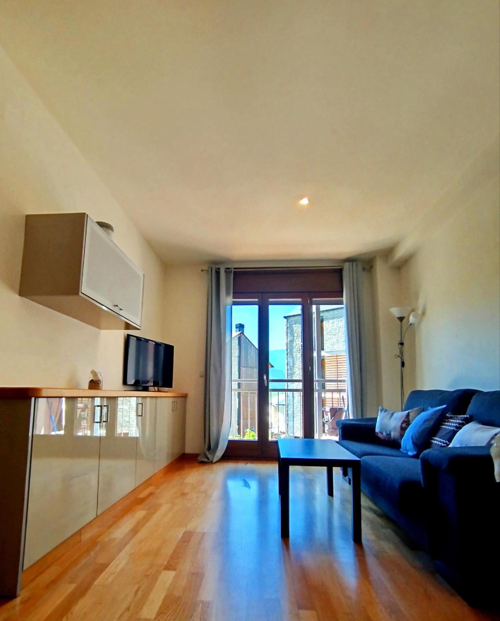 Apartaments Sort Pirineus Exterior photo